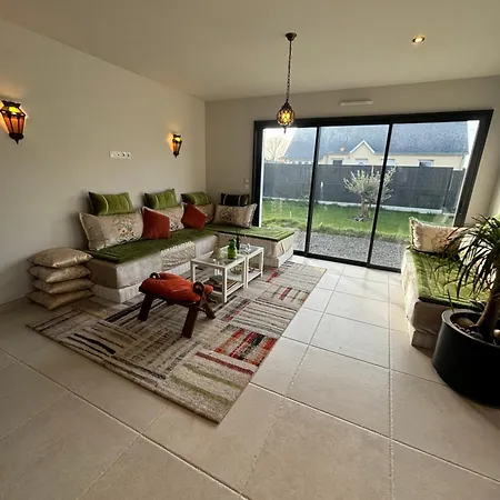 Jolie Maison Neuve à 4km De La Villa